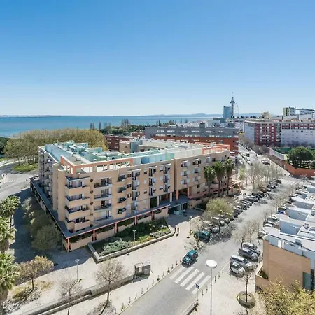 Eco Apartment @ Torre Verde Lisbon Exterior photo